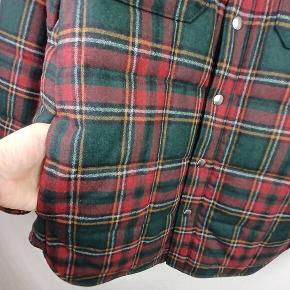 Todd Snyder SZ M Italian Quilted Shirt Jacket Tartan Plaid Green Red NWOT - Picture 4 of 10